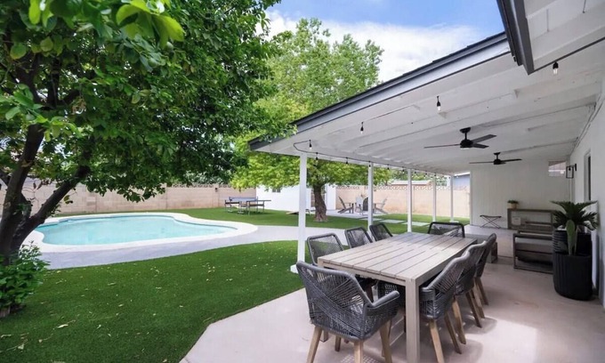 Alhambra House | BONUS Room! HTD Pool Backyard Oasis/Patio/Games