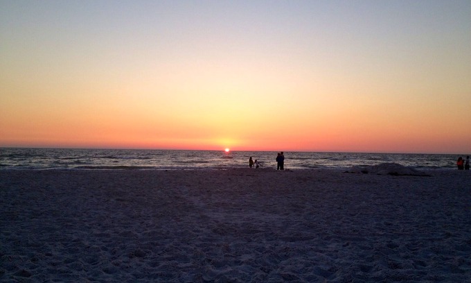 Belle Vista Condo | BOOK 7 AND SAVE 10% SPRING BREAK DATES AVAILABLE DIRECTLY ON ST PETE BEACH!