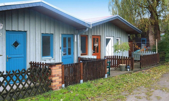Mirow House | Bootshaus in Mirow mit überdachter Terrasse