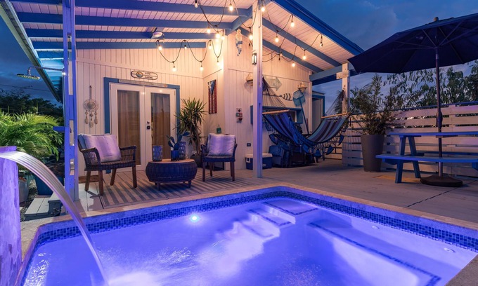 Boqueron House | @ BOQUERON Santorini cozy Cottage, full AC, private heated pool, sleeps 6