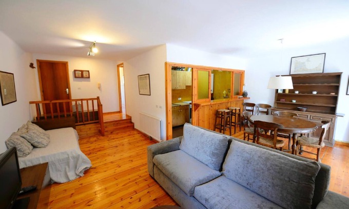 Pedra Apartment | BOR I - 5 PAX - Two Bedroom Apartment, Sleeps 5