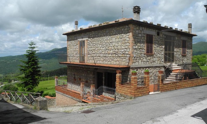 Roccastrada House | Borgo Medioevale