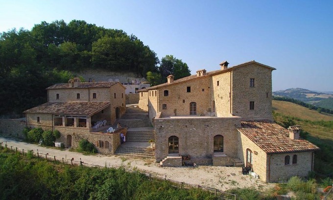 Macerata Feltria House | Borgo Storico Cisterna