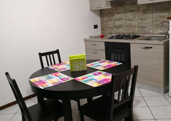 Roe Apartment | BORGO VOLCIANO GARDA LAKE APP.2