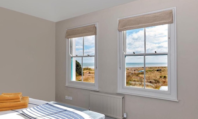 Deal House | Bosun Cottage by Coaste - boutique retreat on the beach