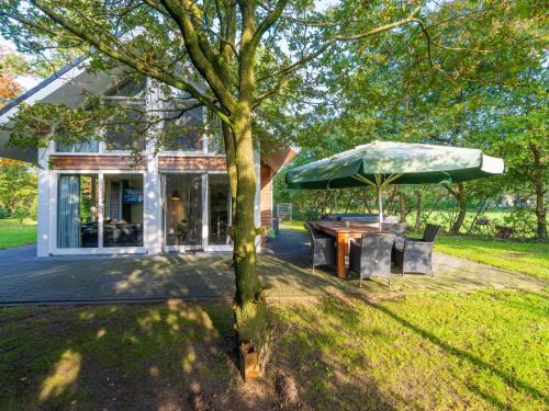 Reutum Villa | Boszicht Reutum