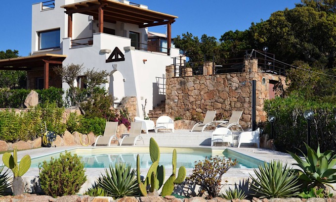 Porto Istana House | Bougainvillier