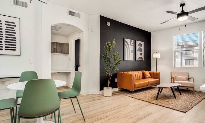 Glendale Sports and Entertainment District Apartment | Boulevard Stays Luxe 1BR by Stadium Pool, Parking, Gym 07