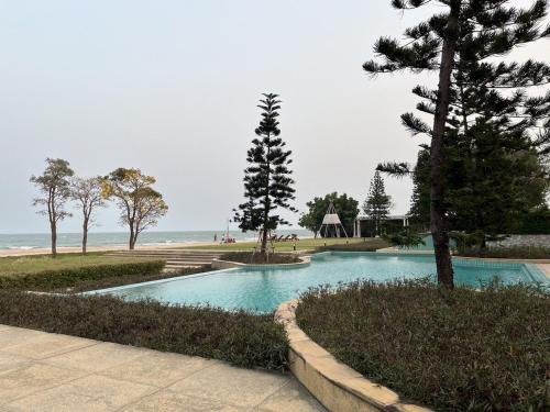 Nong Chaeng Villa | Boulevard Tuscany Cha Am Hua Hin by Bird of Paradise