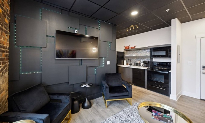 Jackson Hotel | Boutique Hotel | The Thunder Over Louisville Suite