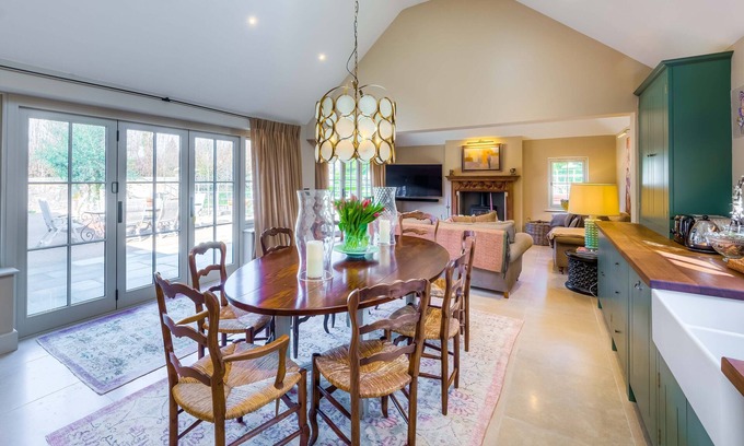 North Stoke House | Boutique house in the South Downs near Arundel