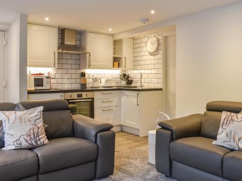 Bowness-on-Windermere House | Bowness Apartment 2 - Uk37760