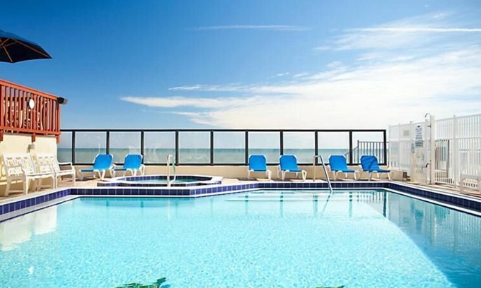 Ormond Beach Apartment | Bracing Outrigger Beach Club, Beach View Suite