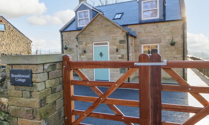 Middleton in Teesdale Cottage | BRAMBLEWOOD COTTAGE, family friendly in Middleton-In-Teesdale