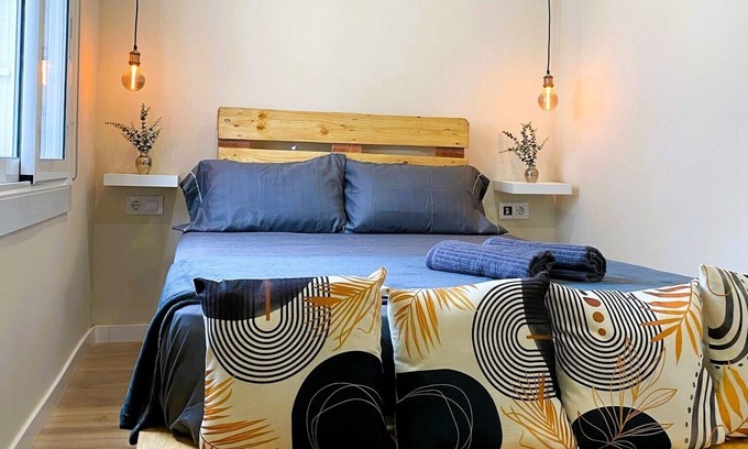 Santa Coloma de Gramenet Apartment | Brand new apartment in BCN with photo booth