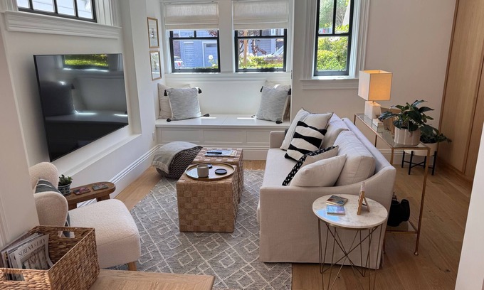 Anza Vista Condo | Brand new 1-bedroom & den condo in Pac Heights, San Francisco with WiFi, AC