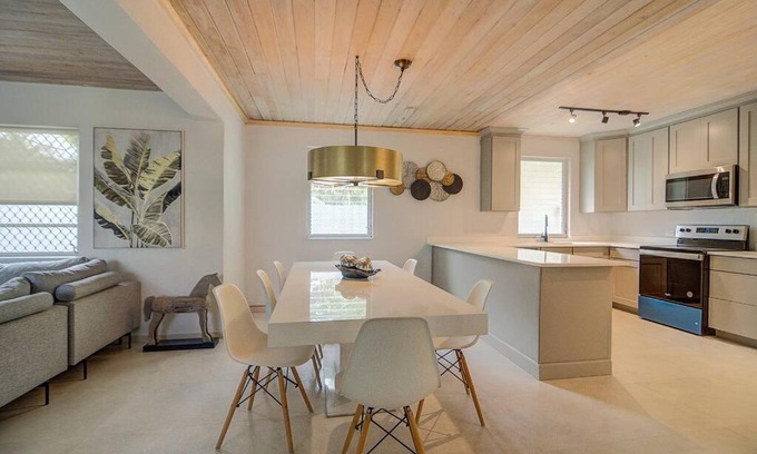 Westward Villas Subdivision House | Brand New 2br Unit At Hampshire Street