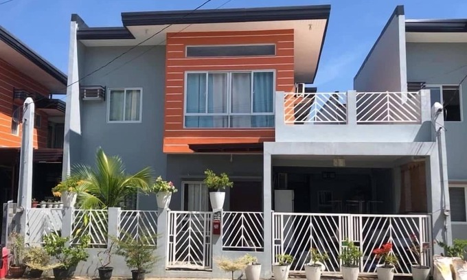 Davao House | Brand New Home- 2 Minutes from Davao International oairport- Free Wifi