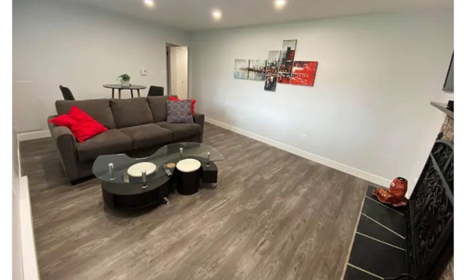 Maple Ridge Apartment | Brand new, modern suite in the centre of town!