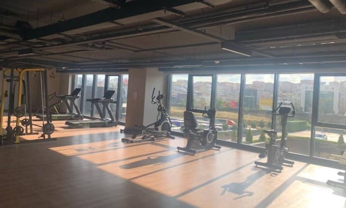 Mahmutbey Apartment | Brand-New Stylish Suite - Near Mall of Istanbul