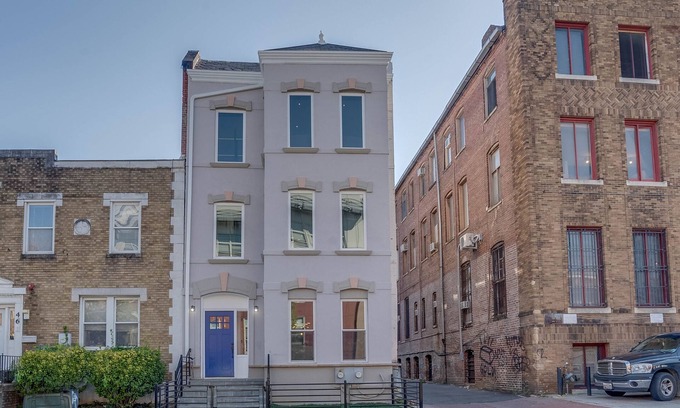 Truxton Circle Apartment | Brand New two story 3 bedroom 3.5 bath palatial condo with free parking in NW DC
