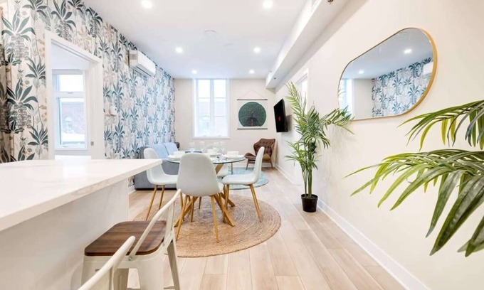 Plateau Mont Royal Apartment | *BrandNew* 2BR+SofaBed w/Roof Top in MTL -22
