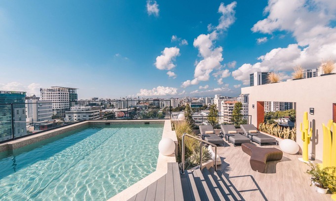 Downtown Santo Domingo Apartment | Breakfast Included at Regatta Living 301