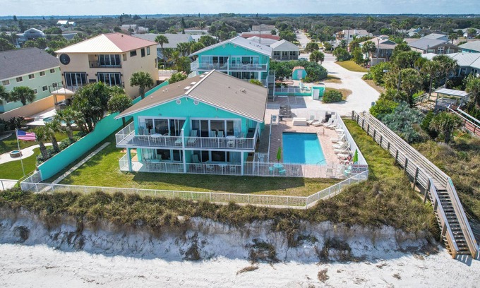 New Smyrna Beach Condo | Breath taking views in this 2 bedroom condo on New Smyrna Beach