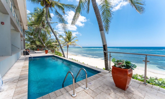 Bodden Town Condo | Breathtaking Ocean Front Sea Palm Villa #3