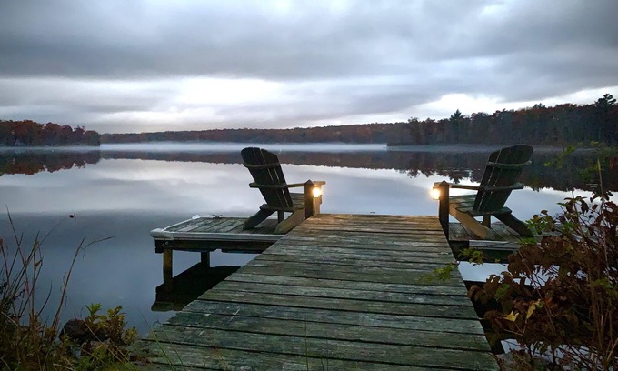 Lebanon Cottage | Breathtaking Private, Lakefront Retreat.