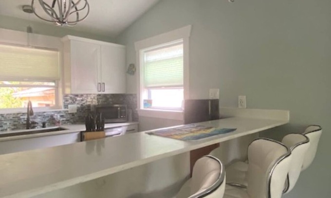 Estate Saint George House | Breathtaking views within a tropical paradise-and just 10 minutes from the beach