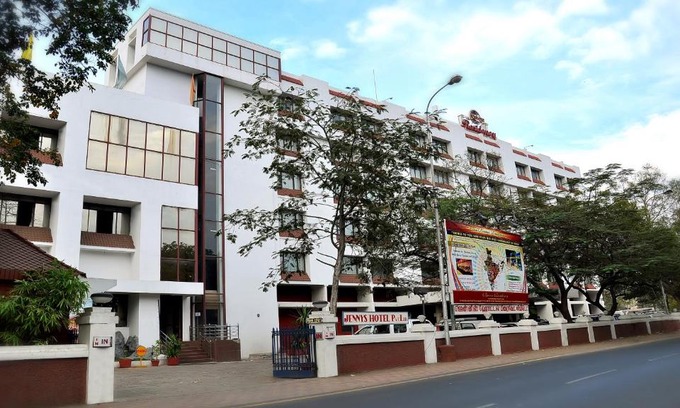 Tiruchirappalli Hotel | Breeze Residency