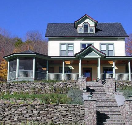 Fleischmanns Bed & Breakfast | Breezy Hill Inn