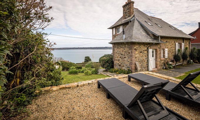 Perros-Guirec Ski Chalet | BREIZH KARET, perros guirec, vue mer