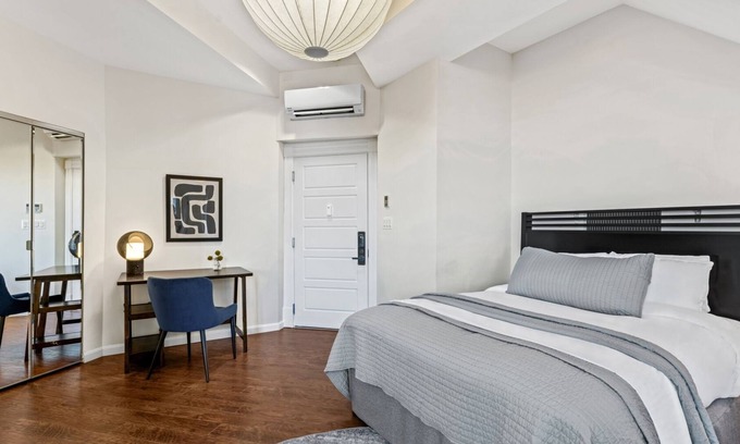 Downtown Baltimore Hotel | Brexton Hotel | Bright and stunning view