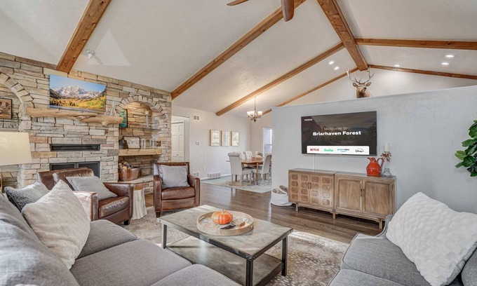 Monument House | Briarhaven Forest! Family Getaway Near USAFA