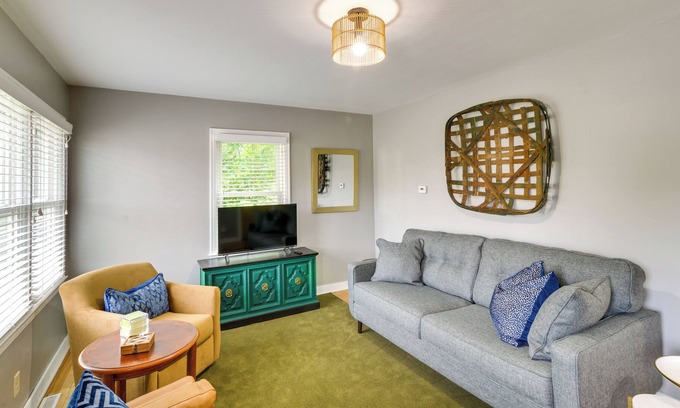Bridgeport House | Bridgeport Home - 2 Mi to Deegan & Hinkle Lakes!
