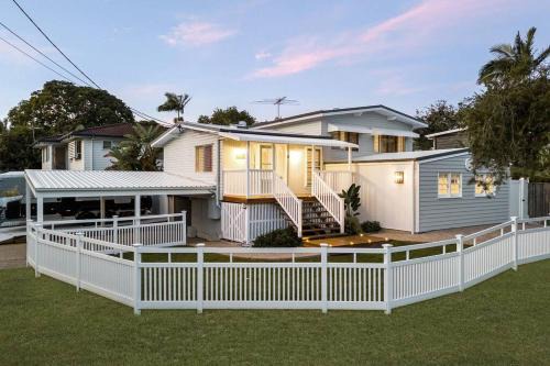 Margate House | Bridgeport pet-friendly Pool Getaway