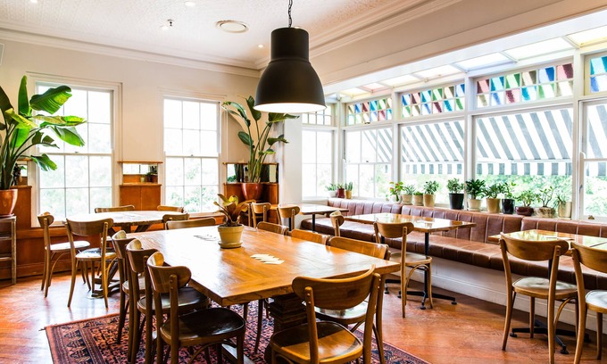 Willoughby Hotel | Bridgeview Hotel Willoughby