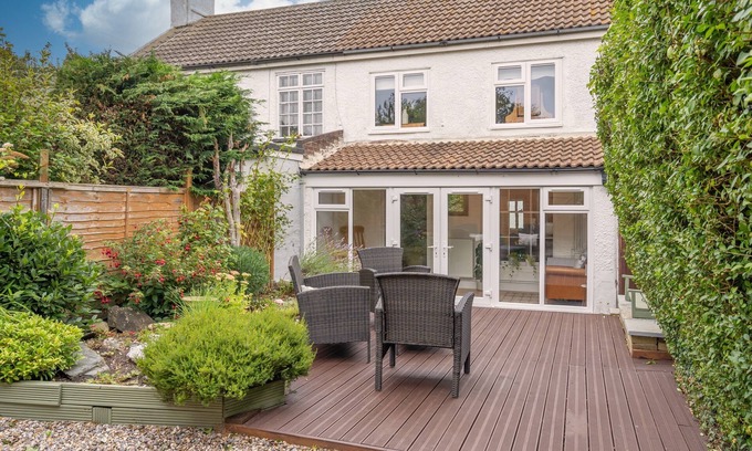 Scratby Cottage | Brig Cottage | East Ruston Cottages. Scratby, Norfolk