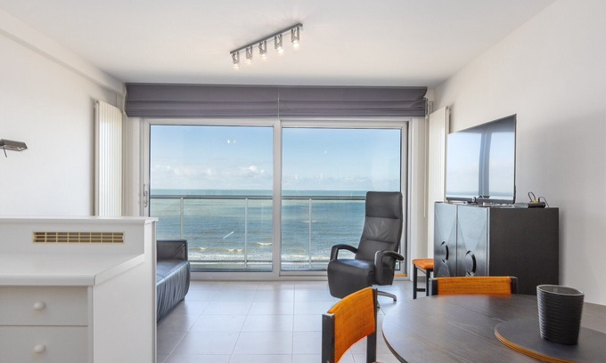 Middelkerke Apartment | Bright 6th-Floor Home