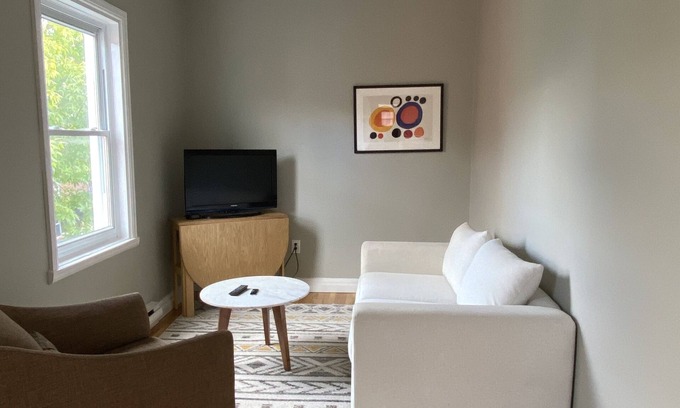 LaSalle Apartment | Bright and cozy newly renovated space - 2 bedroom with an extra futon bed