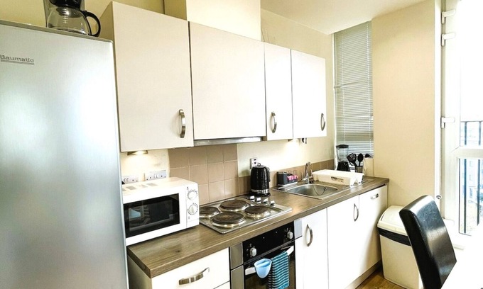Maidstone Apartment | Bright and Sunny 2bedroom apartment in Maidstone near town centre