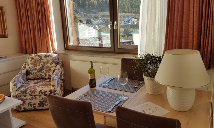 Reith bei Seefeld Apartment | bright apartment with a large sun terrace and access to the garden