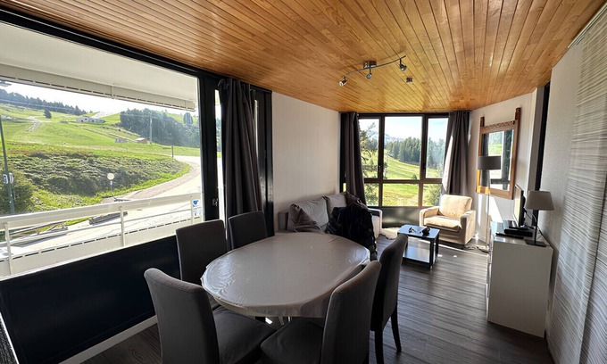 Chamrousse Apartment | Bright apt 4/6 ppl, balcony, nears the slopes
