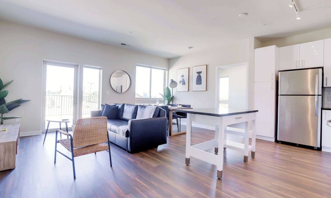 Jefferson Manor Apartment | Bright Apt W Pool & Prime Location