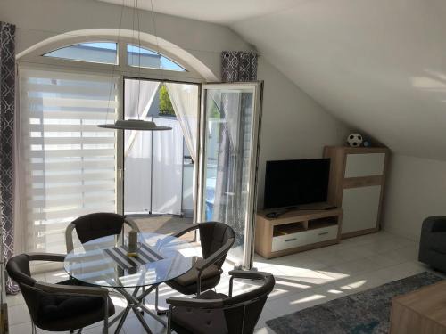 Gersthofen Apartment | Bright attic apartment near Augsburg