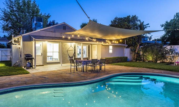Tarzana House | *Bright & Beautiful w/Pool, BBQ, Upscale Area*