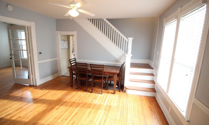 Urbana House | Bright Home with Excellent Urbana Location