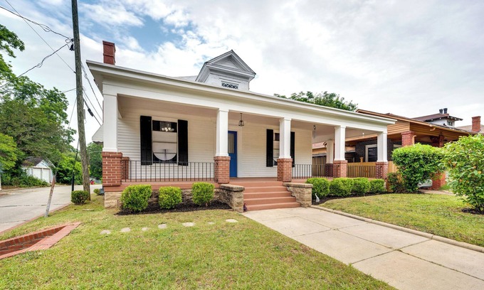 Macon House | Bright Macon Home w/ Wraparound Deck!